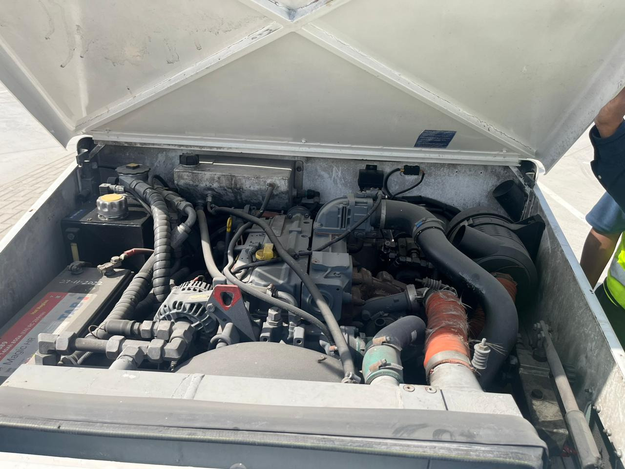 Schopf Rofan ZDi Diesel Tractor 8Tons - Tracteur d'avions: photos 5 Schopf Rofan ZDi Diesel Tractor 8Tons - Tracteur d'avions: photos 5