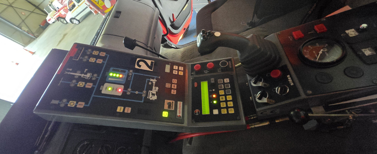 Sides - Camion de pompier: photos 3 Sides - Camion de pompier: photos 3