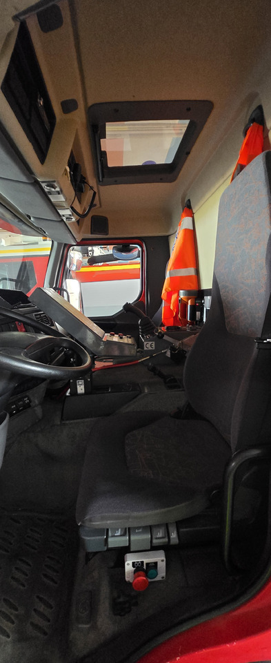 Sides - Camion de pompier: photos 2 Sides - Camion de pompier: photos 2