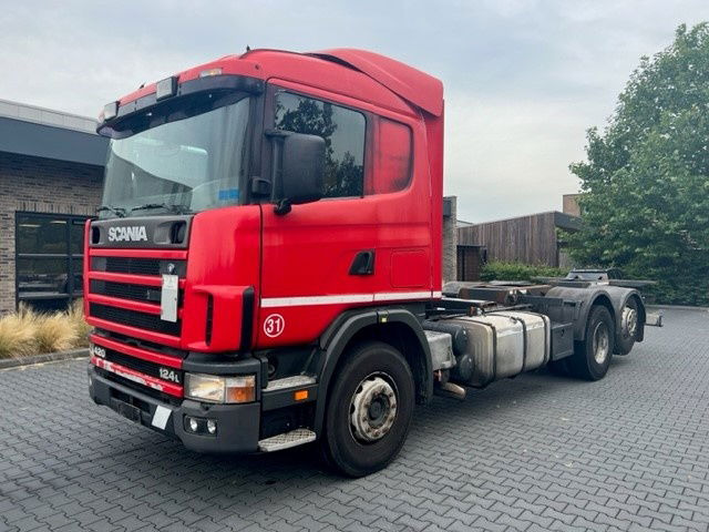 Scania R124-420 .420 6x2 - Châssis cabine: photos 1 Scania R124-420 .420 6x2 - Châssis cabine: photos 1