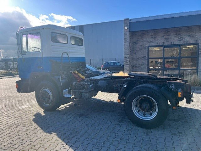 MAN 12.232 18.232 - Tracteur routier: photos 4 MAN 12.232 18.232 - Tracteur routier: photos 4