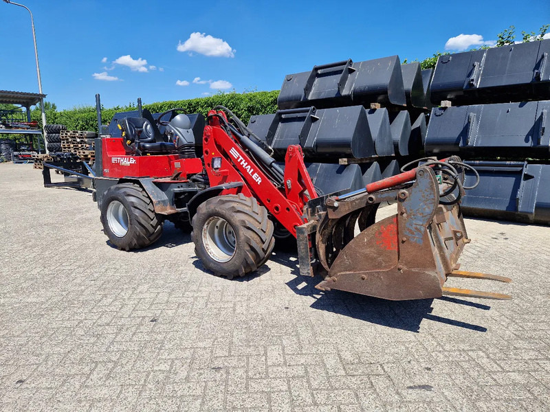 THALER 2138/K - Chargeuse sur pneus: photos 4 THALER 2138/K - Chargeuse sur pneus: photos 4