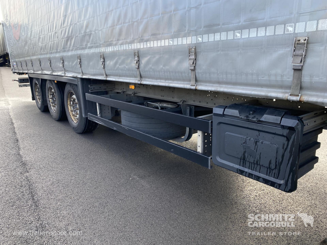 SCHMITZ Curtainsider Standard - Semi-remorque rideaux coulissants: photos 2 SCHMITZ Curtainsider Standard - Semi-remorque rideaux coulissants: photos 2