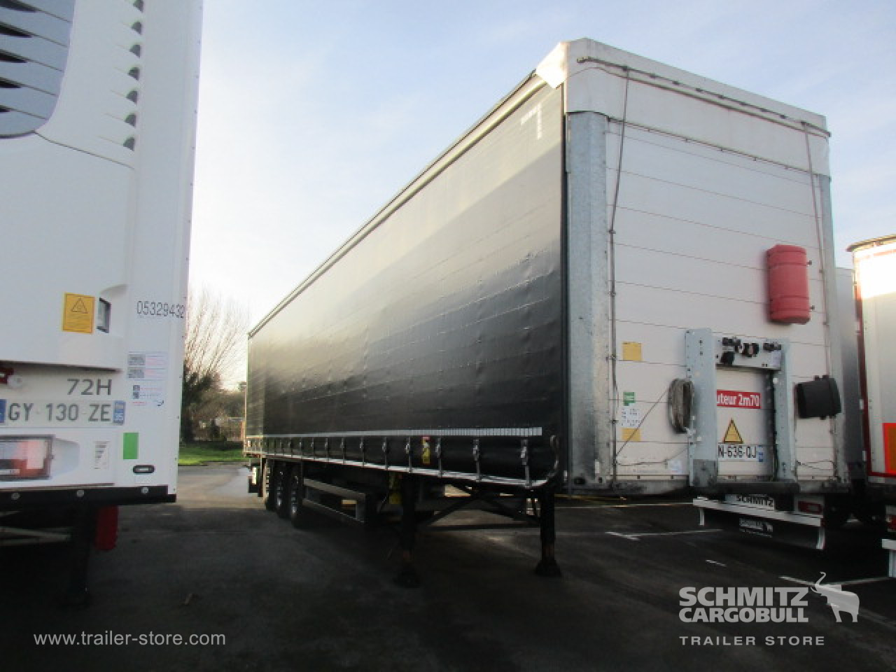 SCHMITZ Curtainsider Standard - Semi-remorque rideaux coulissants: photos 1 SCHMITZ Curtainsider Standard - Semi-remorque rideaux coulissants: photos 1