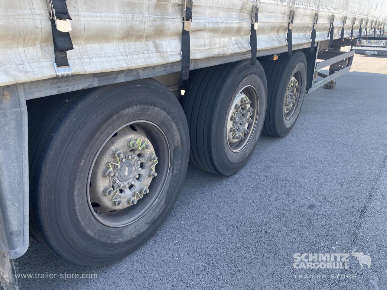 SCHMITZ Curtainsider Standard - Semi-remorque rideaux coulissants: photos 5 SCHMITZ Curtainsider Standard - Semi-remorque rideaux coulissants: photos 5