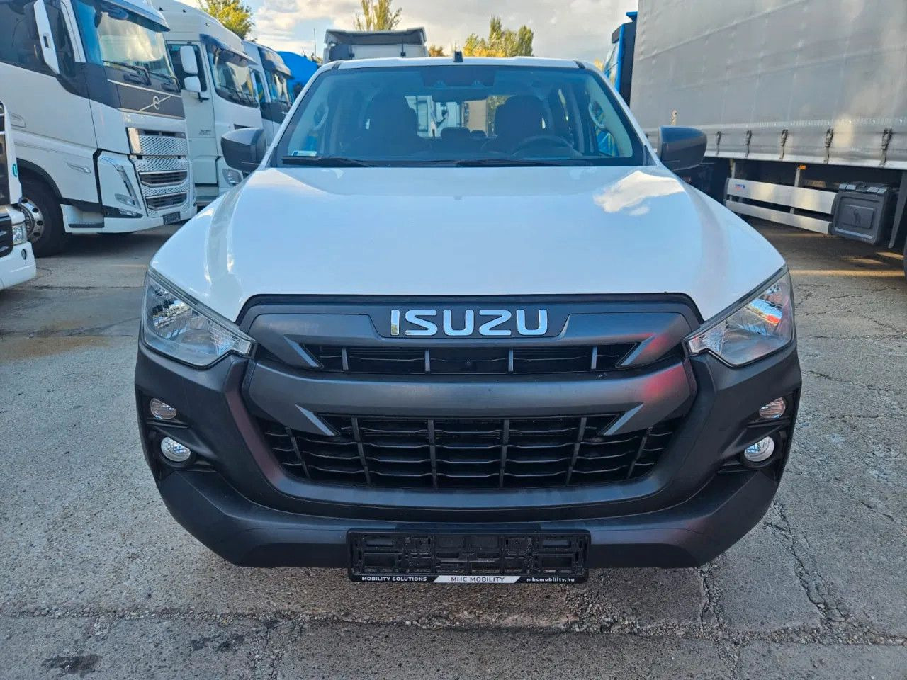 Isuzu D-Max 2H, 4H, 4L - SUV: photos 2 Isuzu D-Max 2H, 4H, 4L - SUV: photos 2