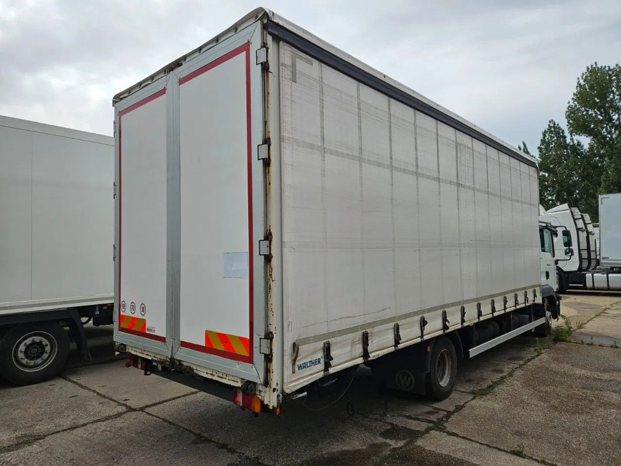 MAN TGL 8.220 4x2 BL Euro 5 EEV - Camion à rideaux coulissants: photos 4 MAN TGL 8.220 4x2 BL Euro 5 EEV - Camion à rideaux coulissants: photos 4