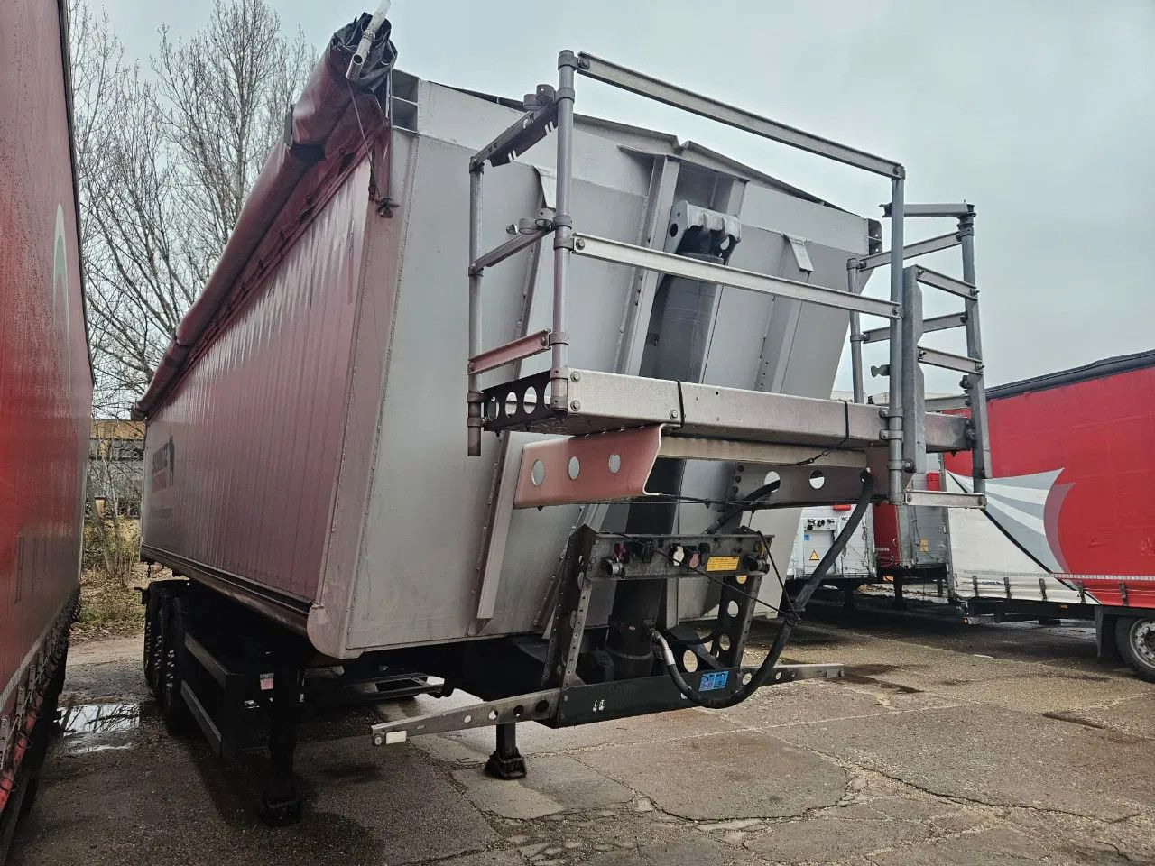 Schmitz Cargobull Gotha SGF S3, 45m3, Alloy wheels, Lift axle - Semi-remorque benne: photos 3 Schmitz Cargobull Gotha SGF S3, 45m3, Alloy wheels, Lift axle - Semi-remorque benne: photos 3