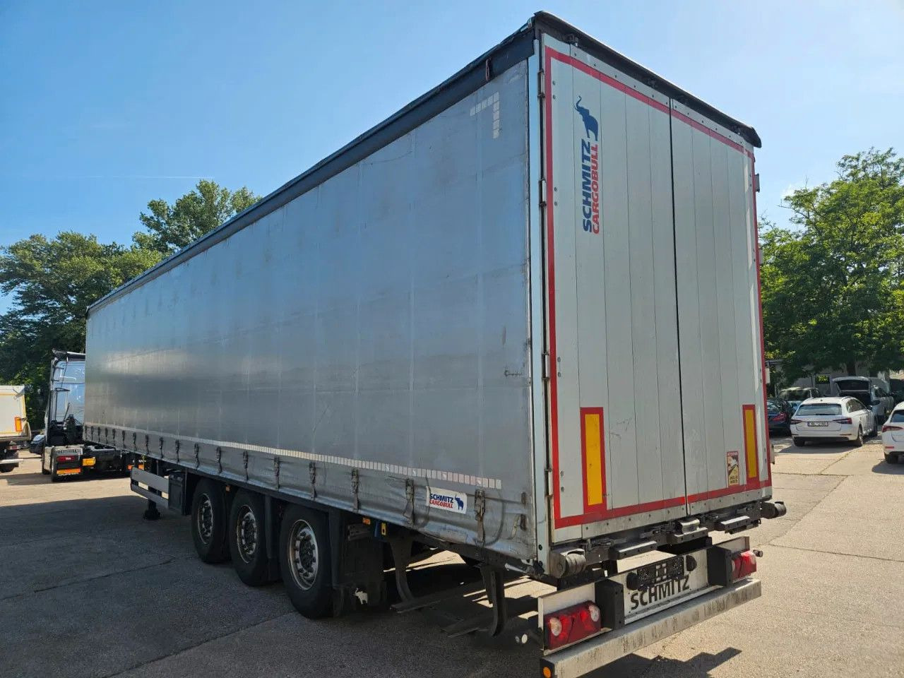 Schmitz Cargobull SCB S3T Standard 14 units! Lifting Axle A&C, XL - Semi-remorque rideaux coulissants: photos 4 Schmitz Cargobull SCB S3T Standard 14 units! Lifting Axle A&C, XL - Semi-remorque rideaux coulissants: photos 4