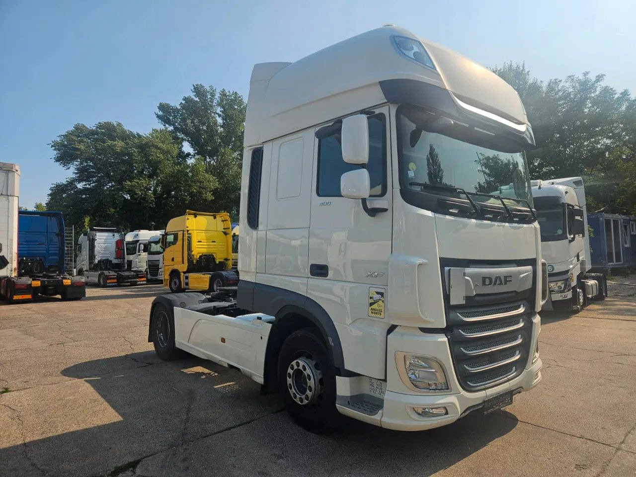 DAF XF 480 SSC-Standard-StandKlima-6 Units - Tracteur routier: photos 2 DAF XF 480 SSC-Standard-StandKlima-6 Units - Tracteur routier: photos 2