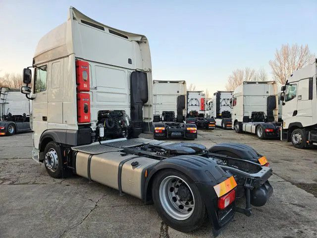 DAF XF 480 XF480-SSC-Mega-StandKlima - Tracteur routier: photos 4 DAF XF 480 XF480-SSC-Mega-StandKlima - Tracteur routier: photos 4