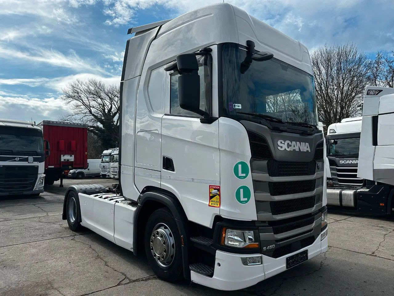 Scania S450 Standard, Full Spoiler, StandKlima, Retarde - Tracteur routier: photos 2 Scania S450 Standard, Full Spoiler, StandKlima, Retarde - Tracteur routier: photos 2