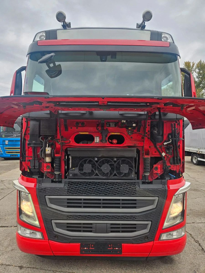 Volvo FH 500 I-Park, Full Spoiler, TV stand - Tracteur routier: photos 5 Volvo FH 500 I-Park, Full Spoiler, TV stand - Tracteur routier: photos 5