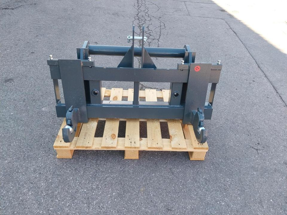 Adapter Manitou Teleskoplader auf 3 Punkt Kat II Palettengabel - Attache rapide: photos 4 Adapter Manitou Teleskoplader auf 3 Punkt Kat II Palettengabel - Attache rapide: photos 4