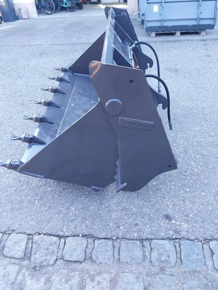Klappschaufel Volvo L 30 35 Cat Komatsu Schaufel Radlader - Godet pour chargeur: photos 4 Klappschaufel Volvo L 30 35 Cat Komatsu Schaufel Radlader - Godet pour chargeur: photos 4