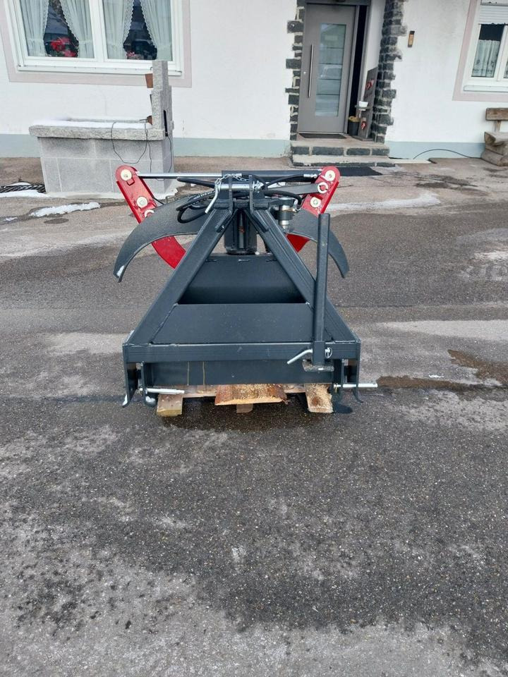 Schwenkbar Rückezange Holzzange 3 Punkt Forstzange Traktor - Tête d'abattage: photos 3 Schwenkbar Rückezange Holzzange 3 Punkt Forstzange Traktor - Tête d'abattage: photos 3