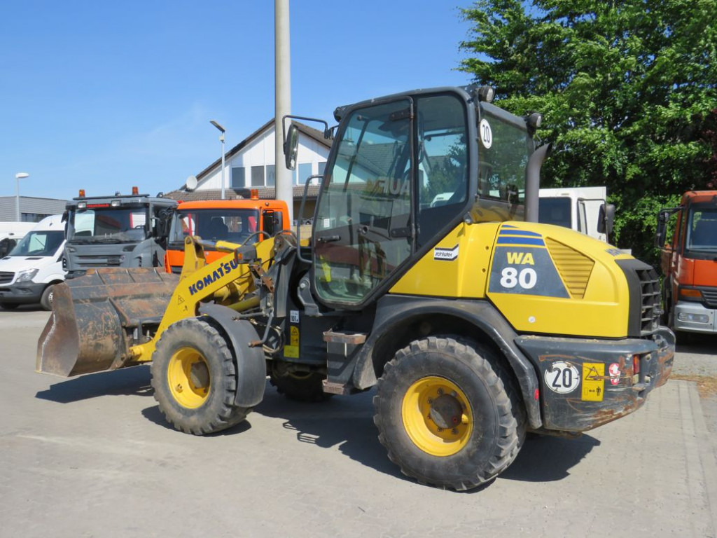 KOMATSU HANOMAG KOMATSU HANOMAG Radlader Radlader WA 80 - 6 - Chargeuse sur pneus: photos 3 KOMATSU HANOMAG KOMATSU HANOMAG Radlader Radlader WA 80 - 6 - Chargeuse sur pneus: photos 3