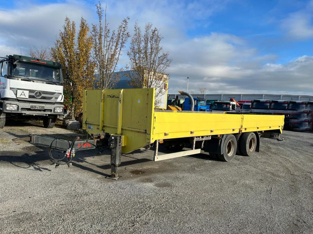 Ladeburg TTL 13,5 ZL Tiefladeranhänger zwillingsbereifter Tandemtieflader Bordwände Alurampen - Remorque porte-engin surbaissée: photos 1 Ladeburg TTL 13,5 ZL Tiefladeranhänger zwillingsbereifter Tandemtieflader Bordwände Alurampen - Remorque porte-engin surbaissée: photos 1