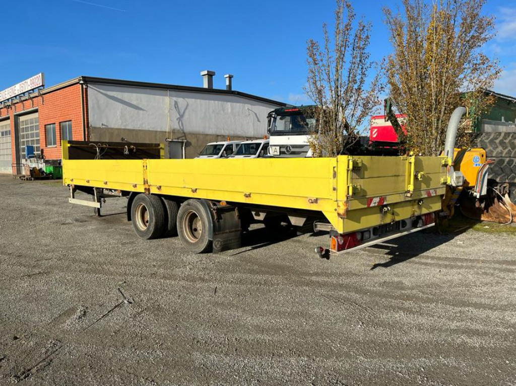 Ladeburg TTL 13,5 ZL Tiefladeranhänger zwillingsbereifter Tandemtieflader Bordwände Alurampen - Remorque porte-engin surbaissée: photos 3 Ladeburg TTL 13,5 ZL Tiefladeranhänger zwillingsbereifter Tandemtieflader Bordwände Alurampen - Remorque porte-engin surbaissée: photos 3