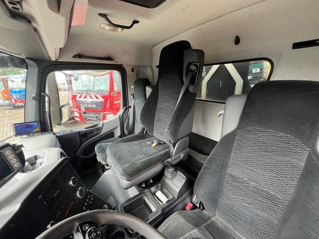 MERCEDES-BENZ Antos 2533 L 6x2 ENA Müllwagen Zoeller + Schüttung - Benne à ordures ménagères: photos 3 MERCEDES-BENZ Antos 2533 L 6x2 ENA Müllwagen Zoeller + Schüttung - Benne à ordures ménagères: photos 3