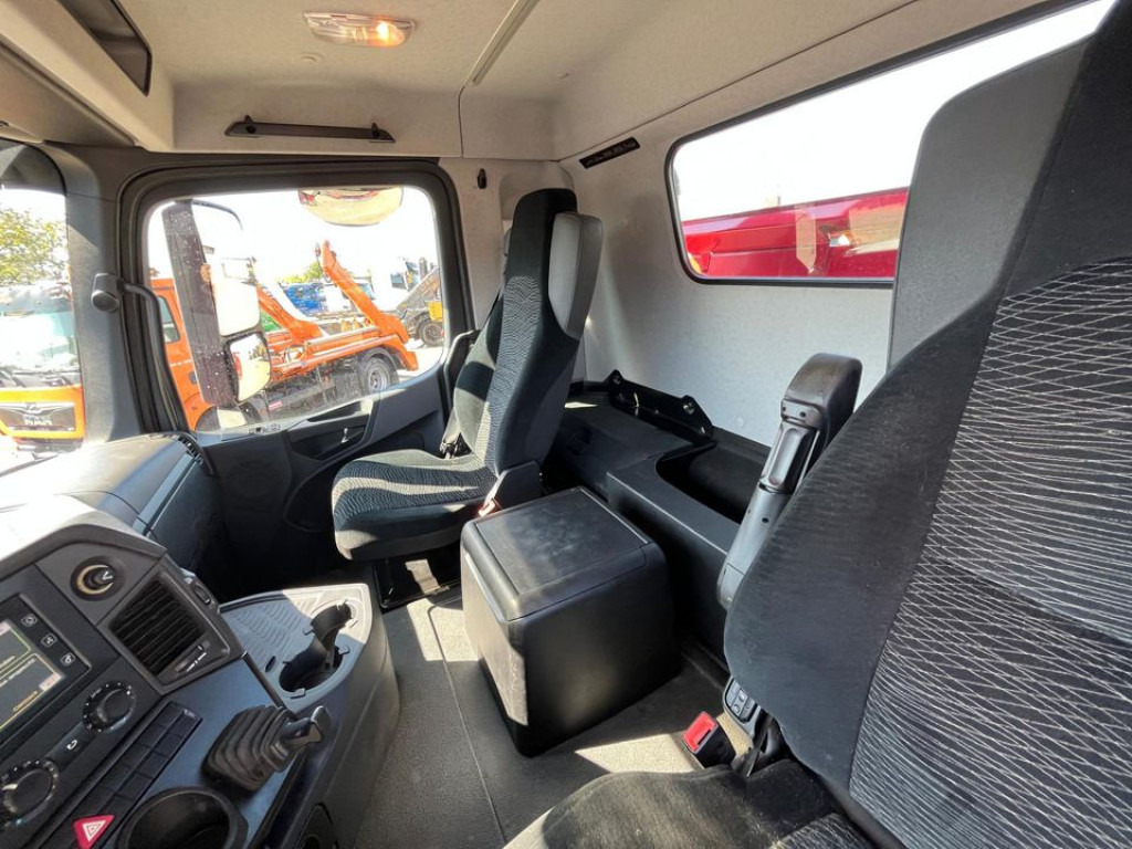 MERCEDES-BENZ Arocs 2648 6x4 3-Achs Kipper Bordmatik - Camion benne: photos 3 MERCEDES-BENZ Arocs 2648 6x4 3-Achs Kipper Bordmatik - Camion benne: photos 3