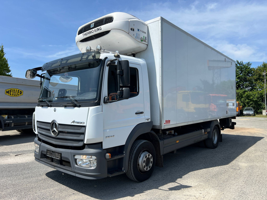 MERCEDES-BENZ Atego 1224 L Kühlkoffer LBW Tiefkühler 6,2m LBW - Camion frigorifique: photos 1 MERCEDES-BENZ Atego 1224 L Kühlkoffer LBW Tiefkühler 6,2m LBW - Camion frigorifique: photos 1