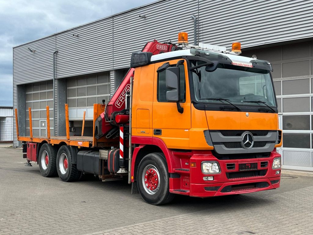 Mercedes-Benz Actros 2646 L 6x4 Pritsche Kran Fassi 450 45m/t Mercedes-Benz Actros 2646 L 6x4 Pritsche Kran Fassi 450 45m/t - Camion plateau, Camion grue: photos 2 Mercedes-Benz Actros 2646 L 6x4 Pritsche Kran Fassi 450 45m/t Mercedes-Benz Actros 2646 L 6x4 Pritsche Kran Fassi 450 45m/t - Camion plateau, Camion grue: photos 2