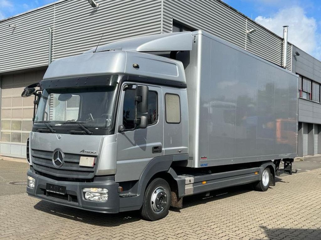 Mercedes-Benz Atego 818 L Möbelkoffer LBW Möbelkoffer gr.Fhs+S - Camion fourgon: photos 1 Mercedes-Benz Atego 818 L Möbelkoffer LBW Möbelkoffer gr.Fhs+S - Camion fourgon: photos 1