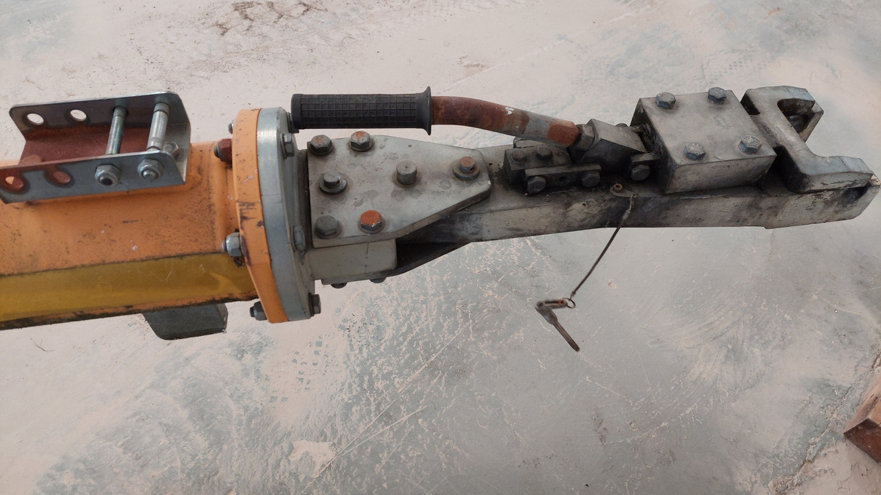 Towbar J-TOW170 JMS - Équipement aéroportuaire: photos 5 Towbar J-TOW170 JMS - Équipement aéroportuaire: photos 5