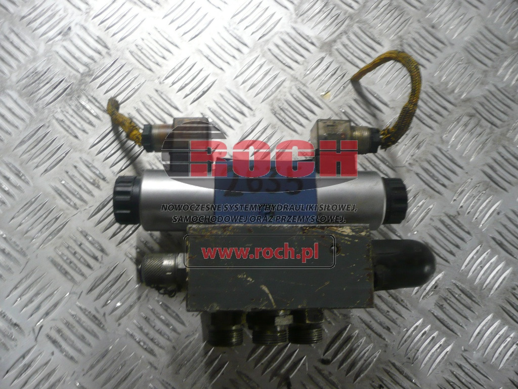 BOSCH 683 0813100148 - 1 SEKCYJNY + 4WE6G60/EG12N9K4Z5LS + CEWKI - Valve hydraulique: photos 2 BOSCH 683 0813100148 - 1 SEKCYJNY + 4WE6G60/EG12N9K4Z5LS + CEWKI - Valve hydraulique: photos 2