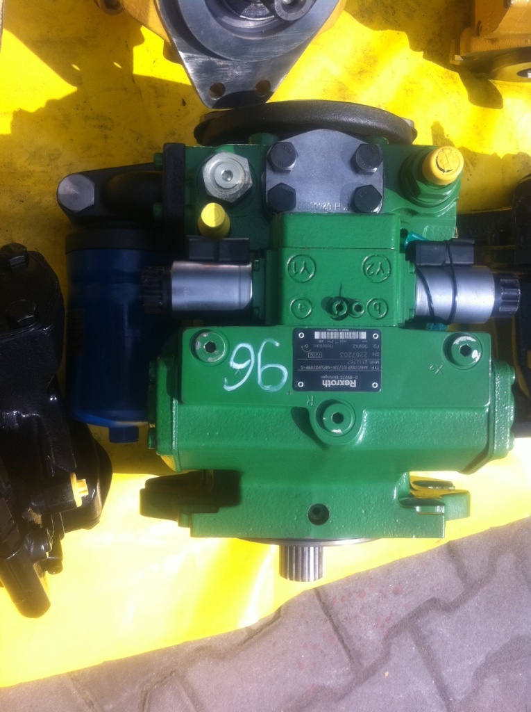 REXROTH AA4VG105EP1D1/32R-NXF52F021-FRP- S2112787 08W42 - Pompe hydraulique pour Engins de chantier: photos 1 REXROTH AA4VG105EP1D1/32R-NXF52F021-FRP- S2112787 08W42 - Pompe hydraulique pour Engins de chantier: photos 1