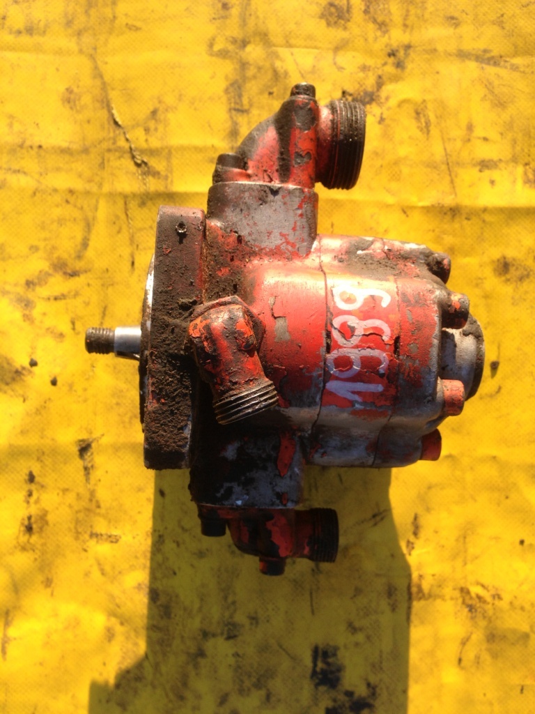 SPERRY VICKERS GMC2-12-H10F-10-R - Moteur hydraulique pour Engins de chantier: photos 1 SPERRY VICKERS GMC2-12-H10F-10-R - Moteur hydraulique pour Engins de chantier: photos 1