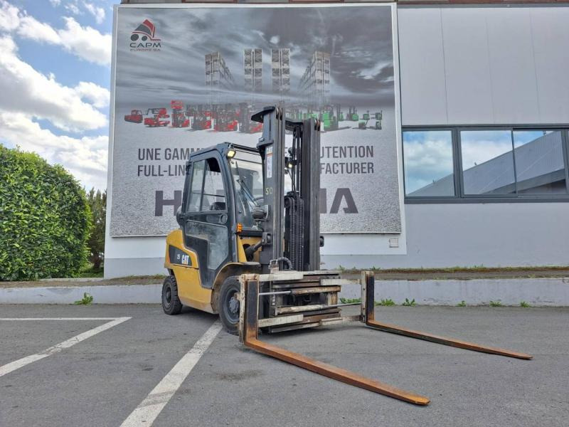 Caterpillar GP25NTD - Chariot élévateur à gaz: photos 2 Caterpillar GP25NTD - Chariot élévateur à gaz: photos 2