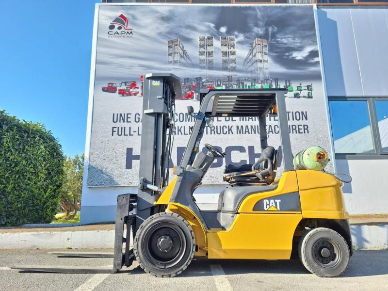 Caterpillar GP30NTD - Chariot élévateur à gaz: photos 3 Caterpillar GP30NTD - Chariot élévateur à gaz: photos 3