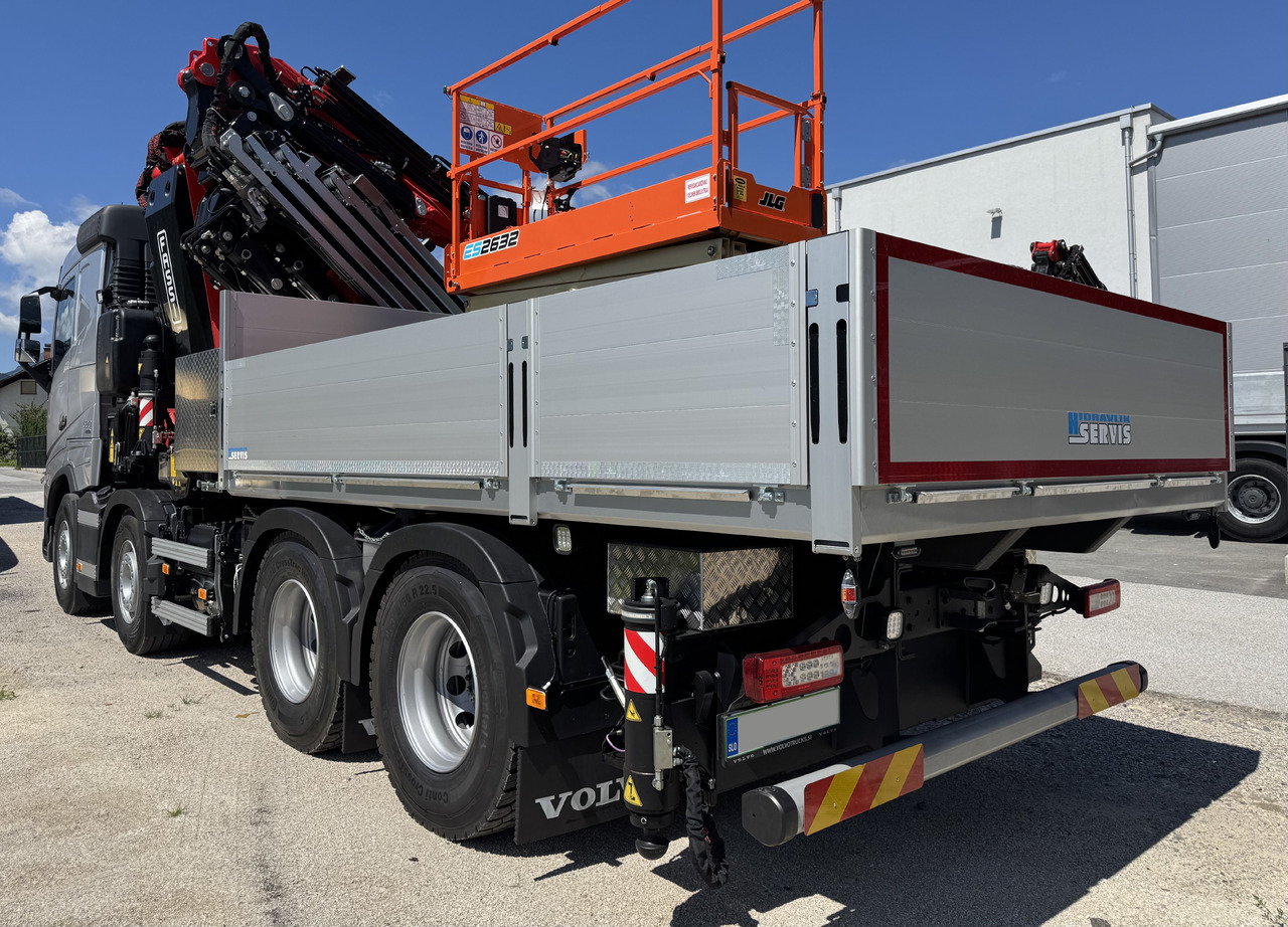 VOLVO Hiab Palfinger Fassi F1450-8 JIB-6 - Camion grue: photos 5 VOLVO Hiab Palfinger Fassi F1450-8 JIB-6 - Camion grue: photos 5