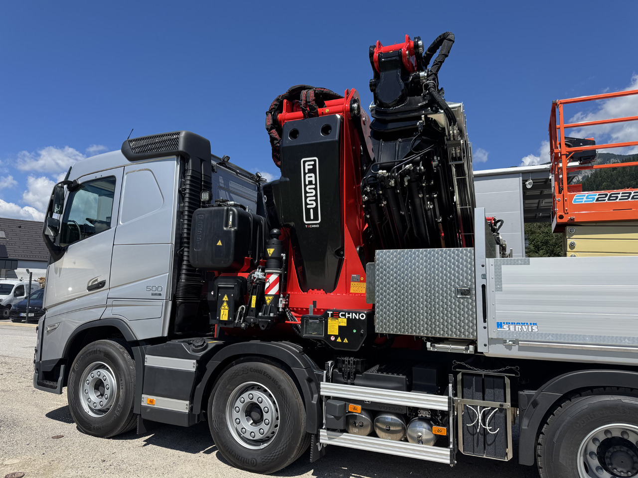 VOLVO Hiab Palfinger Fassi F1450-8 JIB-6 - Camion grue: photos 3 VOLVO Hiab Palfinger Fassi F1450-8 JIB-6 - Camion grue: photos 3