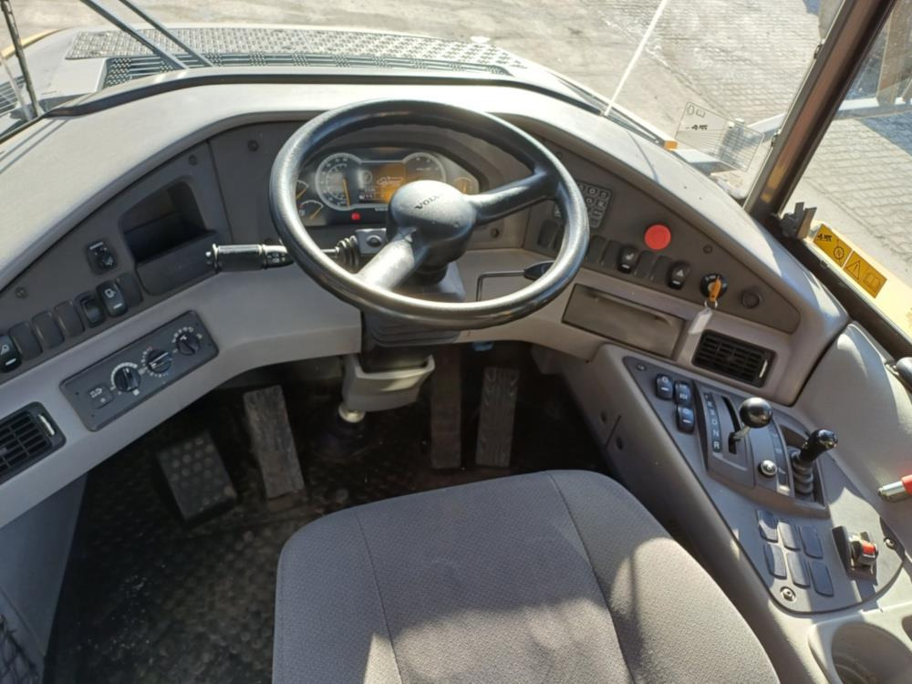 Tombereau articulé Volvo A25G: photos 12 Tombereau articulé Volvo A25G: photos 12