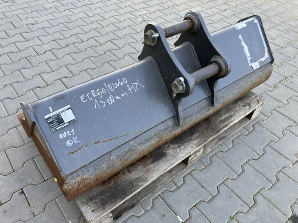 Volvo Böschungslöffel starr - Tractopelle: photos 2 Volvo Böschungslöffel starr - Tractopelle: photos 2