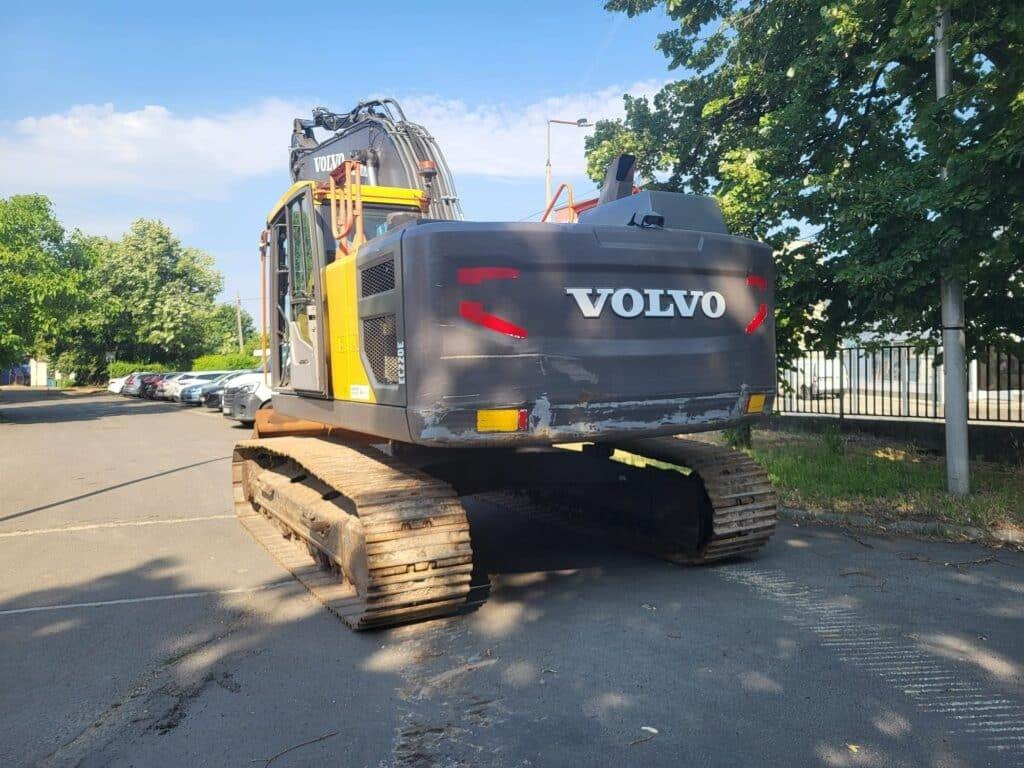 Volvo EC220EL - Pelle sur chenille: photos 3 Volvo EC220EL - Pelle sur chenille: photos 3