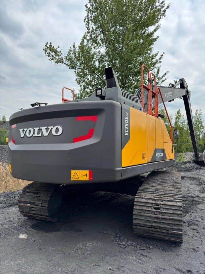 Volvo EC250ELR - Pelle sur chenille: photos 3 Volvo EC250ELR - Pelle sur chenille: photos 3