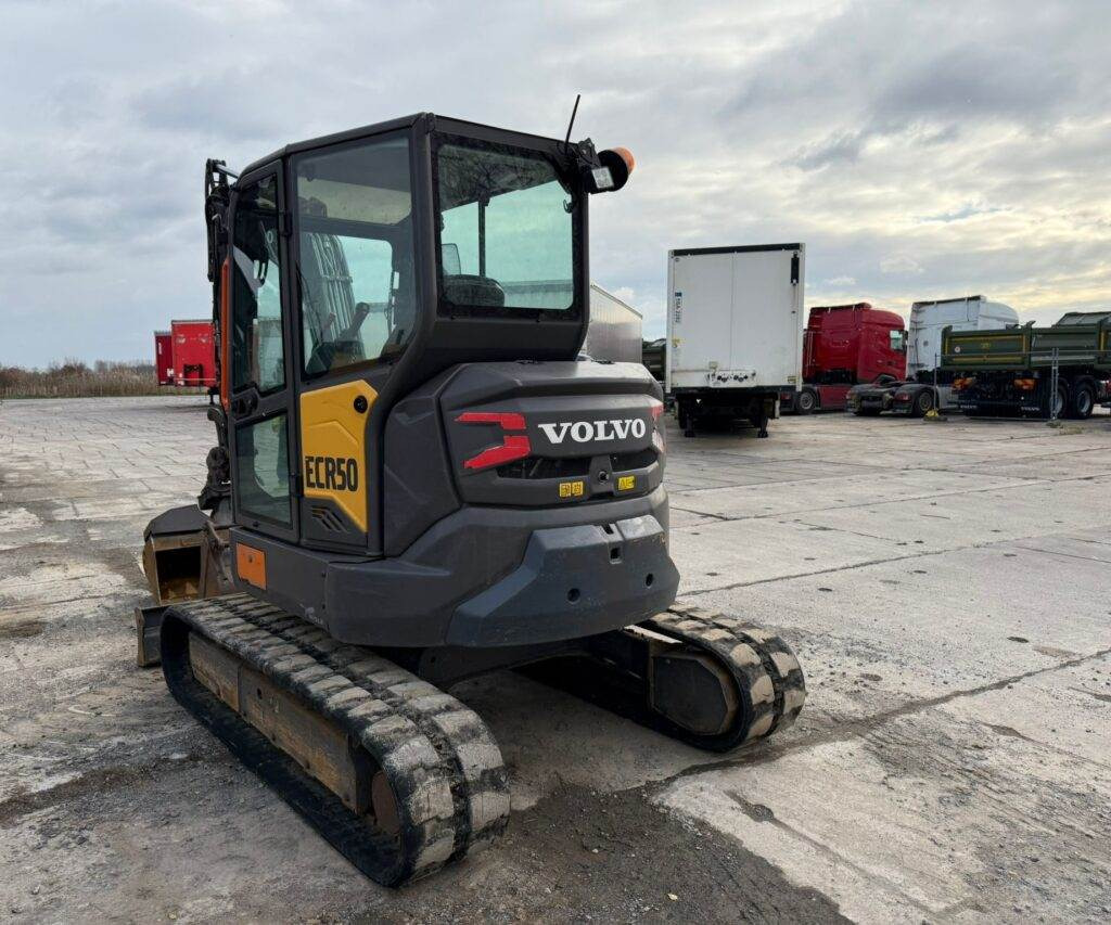 Volvo ECR50F - Mini pelle: photos 1 Volvo ECR50F - Mini pelle: photos 1