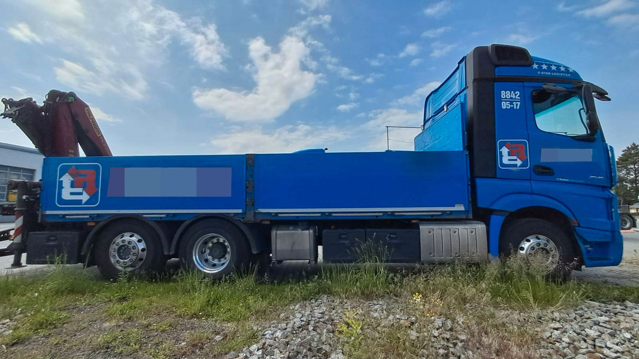 Mercedes-Benz ACTROS 2545 6x2 Pritsche Kran Palfinger PK20001K - Camion plateau, Camion grue: photos 1 Mercedes-Benz ACTROS 2545 6x2 Pritsche Kran Palfinger PK20001K - Camion plateau, Camion grue: photos 1