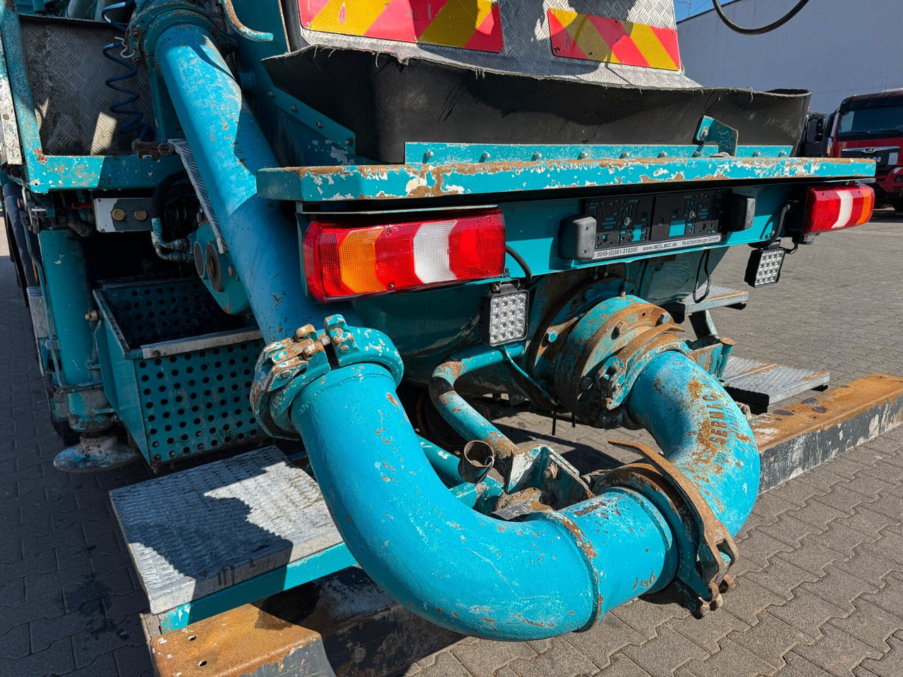Crédit-bail de  Mercedes-Benz AROCS 2844 6x4 Euro 6 Betonpumpe SERMAC 5Z33 Mercedes-Benz AROCS 2844 6x4 Euro 6 Betonpumpe SERMAC 5Z33: photos 10