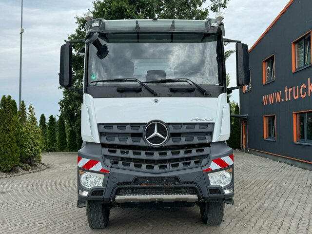 Camion benne Mercedes-Benz AROCS 4145 8x8 Meiller Muldenkipper: photos 9