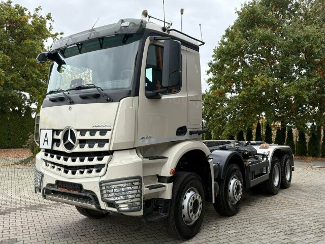 Mercedes-Benz Arocs 4145 8x4 Abrollkipper MEILLER RS 26.60L - Camion ampliroll: photos 1 Mercedes-Benz Arocs 4145 8x4 Abrollkipper MEILLER RS 26.60L - Camion ampliroll: photos 1