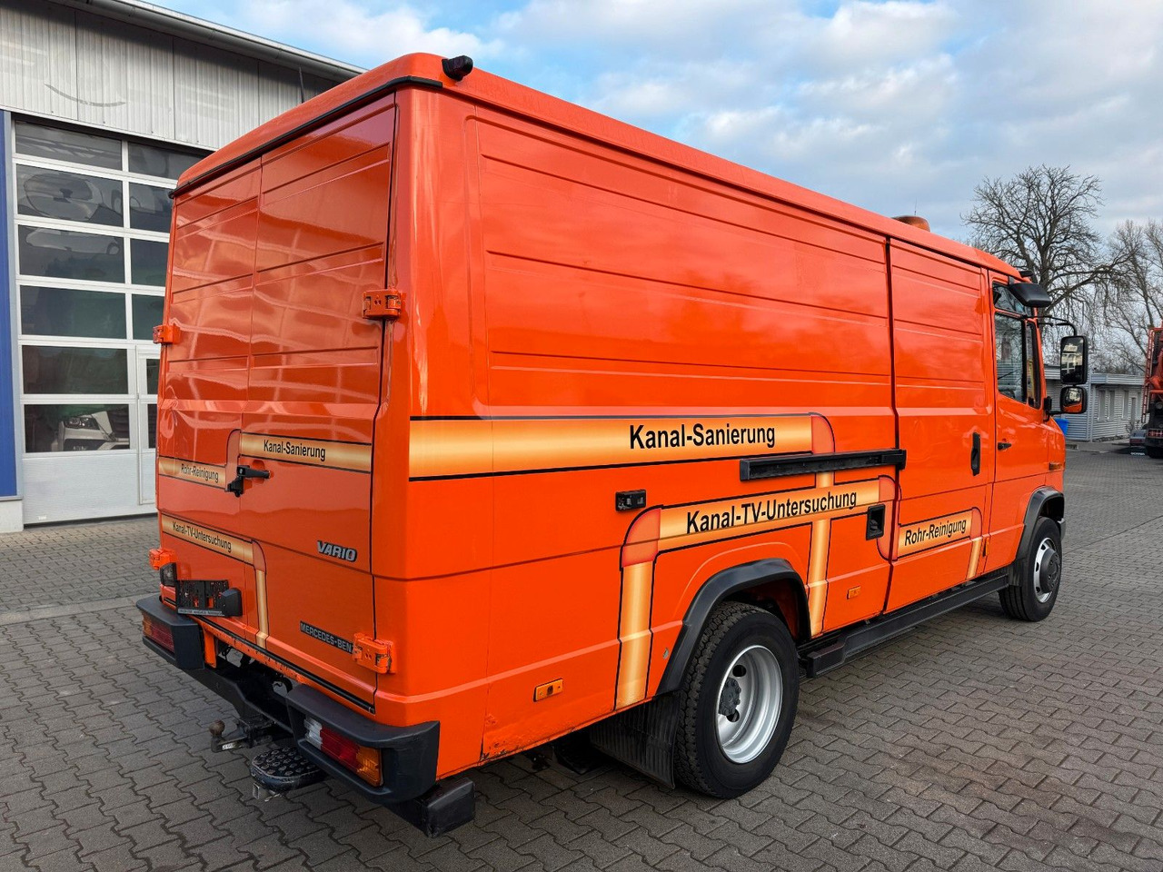 Mercedes-Benz Vario 818D Kanalreiniger Rockstroh Drain Jet 100 - Camion hydrocureur: photos 4 Mercedes-Benz Vario 818D Kanalreiniger Rockstroh Drain Jet 100 - Camion hydrocureur: photos 4