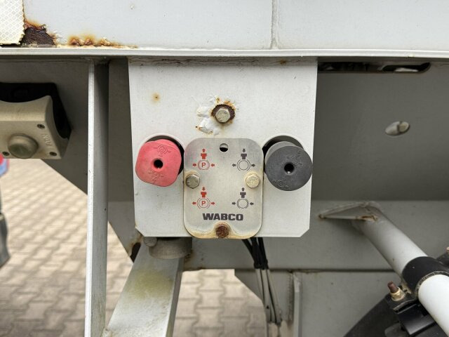 Müller-Mitteltal Liebherr Betonmischer Concrete Auflieger 10 m³ - Semi-remorque: photos 3 Müller-Mitteltal Liebherr Betonmischer Concrete Auflieger 10 m³ - Semi-remorque: photos 3