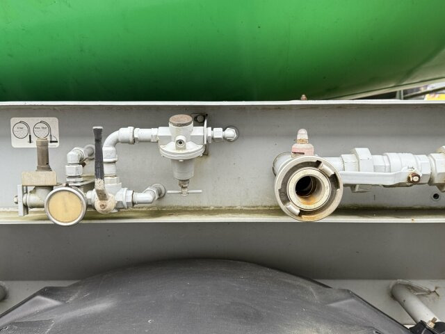 Müller-Mitteltal Liebherr Betonmischer Concrete Auflieger 10 m³ - Semi-remorque: photos 2 Müller-Mitteltal Liebherr Betonmischer Concrete Auflieger 10 m³ - Semi-remorque: photos 2