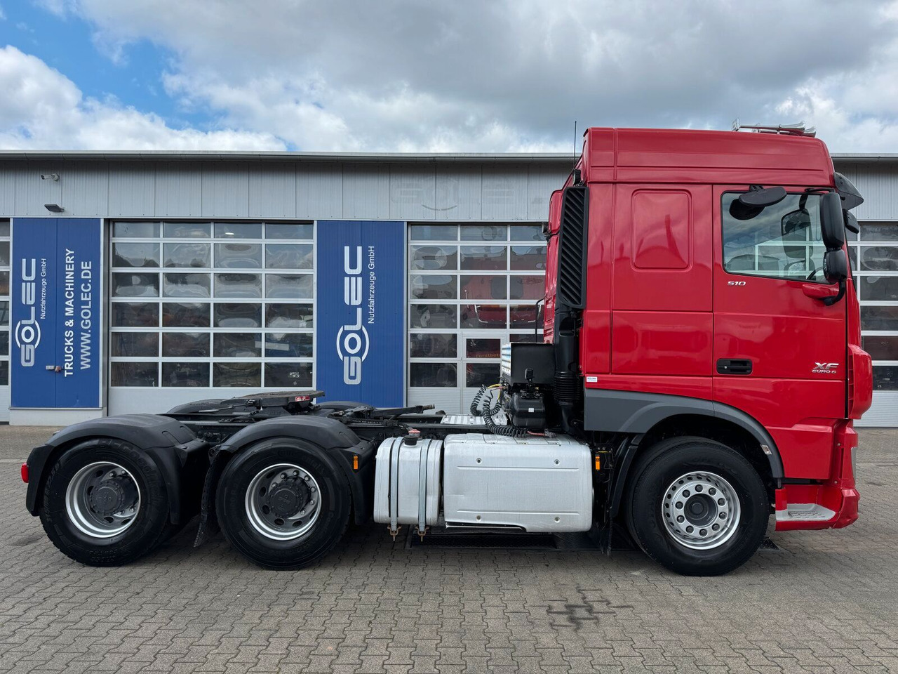 DAF XF 510 FTT 6x4 SZM Kipphydraulik - Tracteur routier: photos 3 DAF XF 510 FTT 6x4 SZM Kipphydraulik - Tracteur routier: photos 3