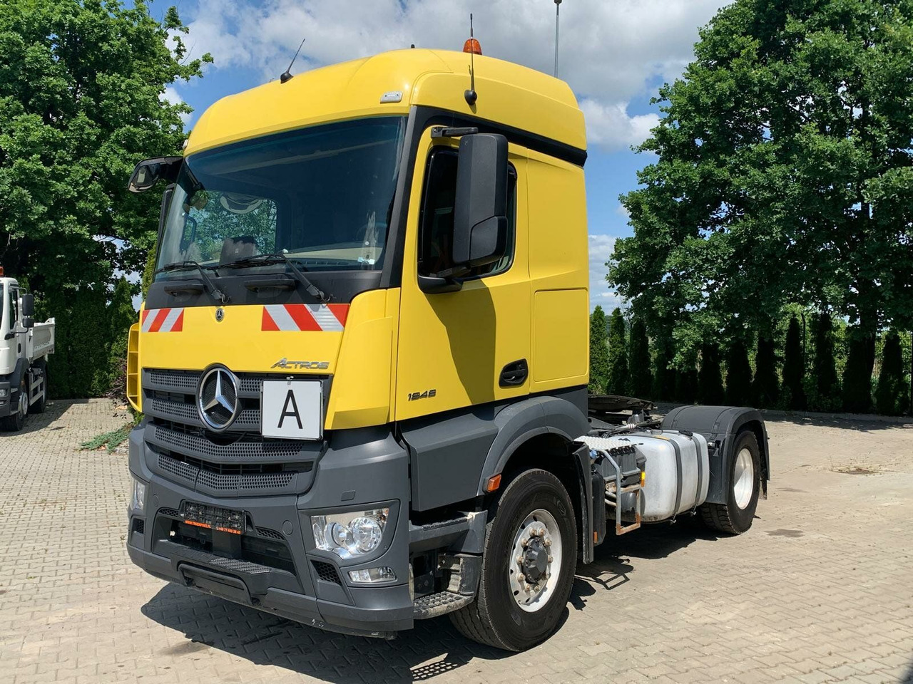 Mercedes-Benz 1846 4x4 HAD Euro 6 Kipphydraulik - Tracteur routier: photos 3 Mercedes-Benz 1846 4x4 HAD Euro 6 Kipphydraulik - Tracteur routier: photos 3